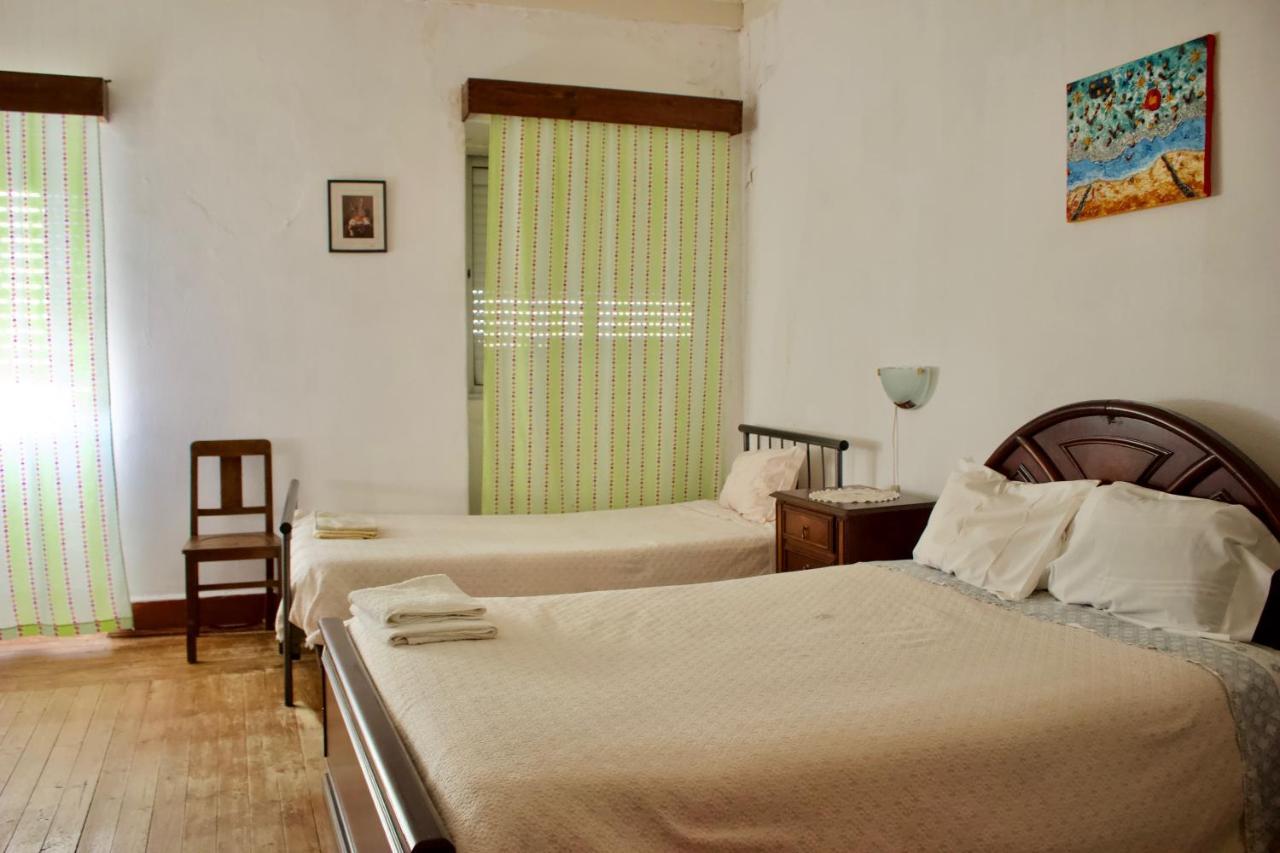 Residencial Tarouca Bed & Breakfast Fundão Exterior foto